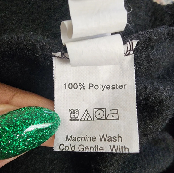 SHEIN Women's Black & Neon Bear Graphic LOVE Sweatshirt Pullover Top Shirt XS - Picture 8 of 16